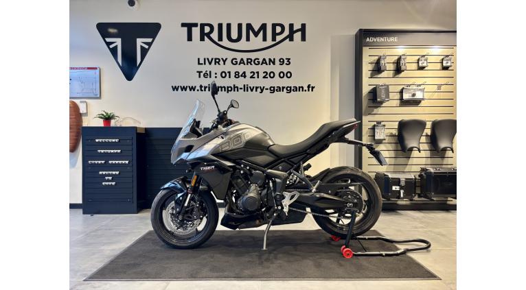 TRIUMPH TIGER 800
