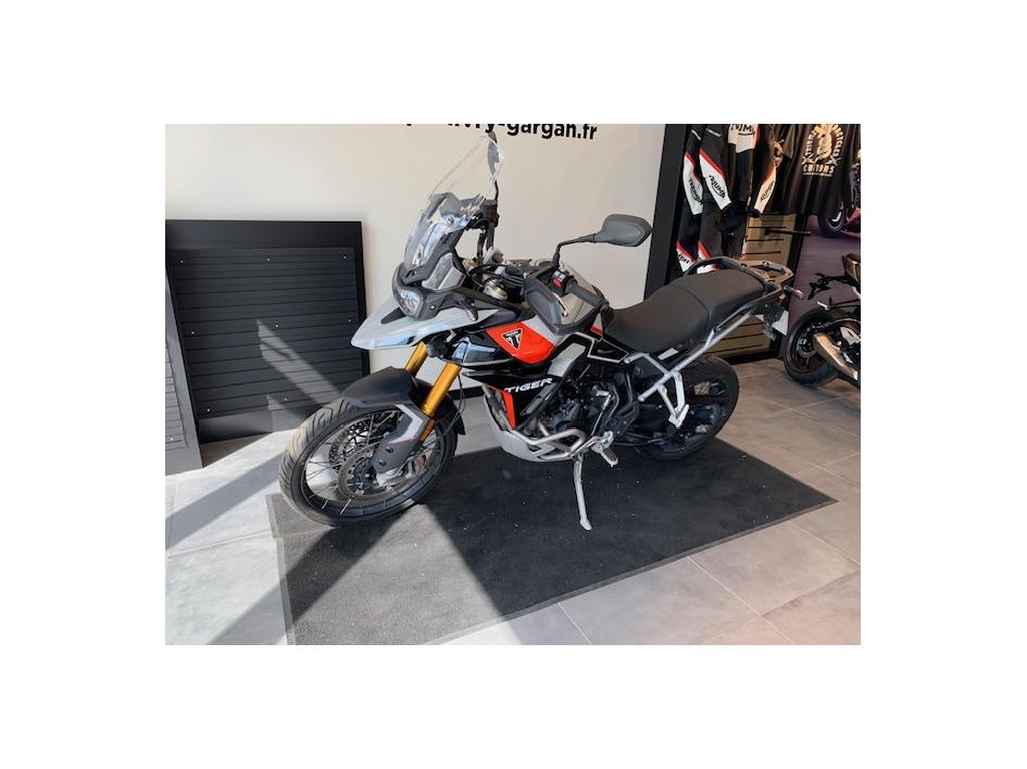 TRIUMPH TIGER 900 RALLY PRO