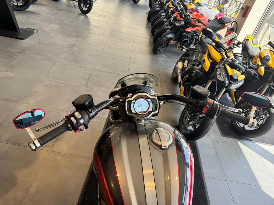 TRIUMPH Rocket III