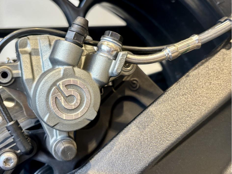 TRIUMPH STREET TRIPLE 765 RS