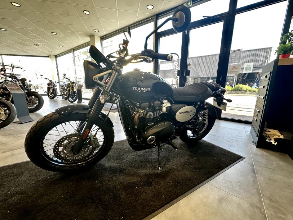 TRIUMPH SCRAMBLER 900