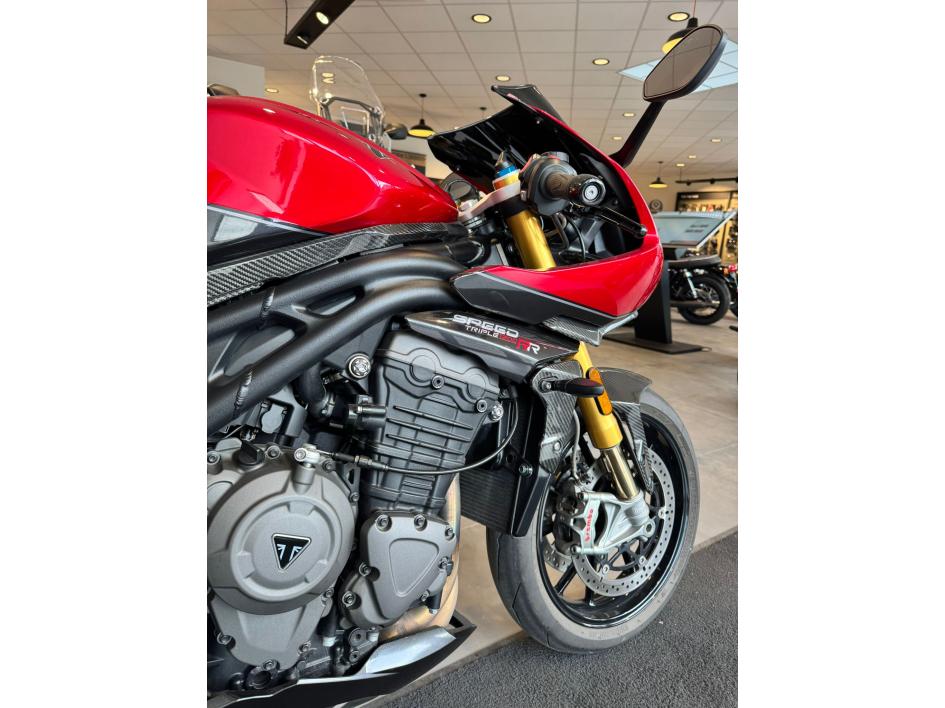 Triumph Speed Triple 1200 RR – Rouge – 2023 – 12 548 km – Superbe état