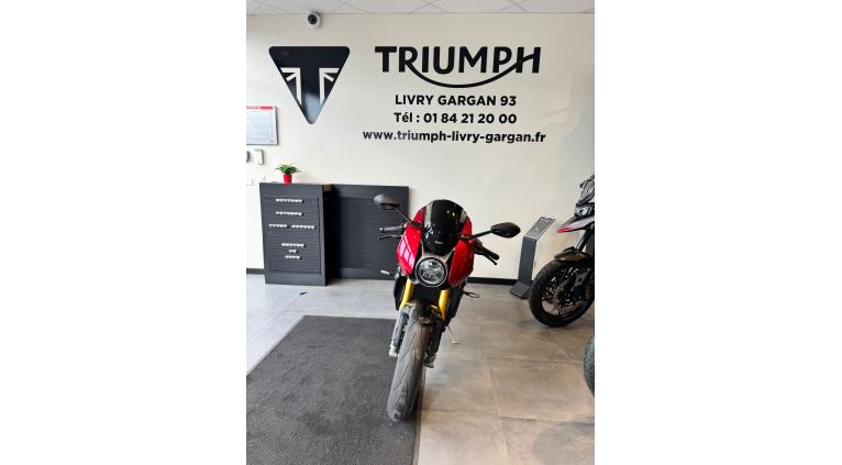 TRIUMPH SPEED TRIPLE 1200 RR
