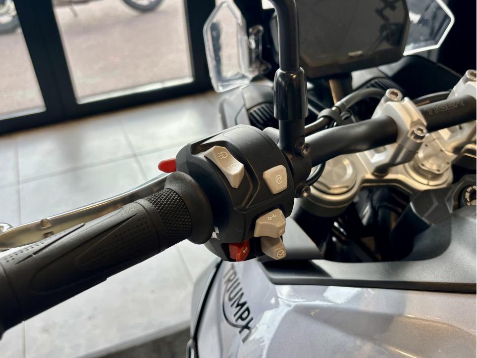 TRIUMPH TIGER 850 SPORT