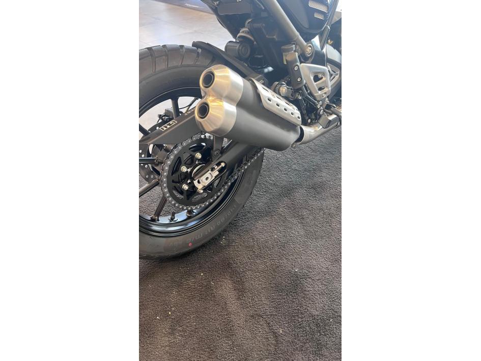 TRIUMPH Scrambler 400 X