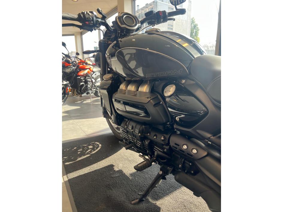 Triumph Rocket 3 R – 2025  – 2 200 km