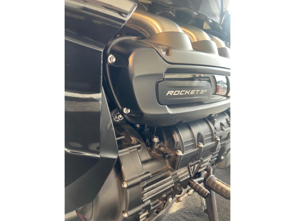 Triumph Rocket 3 R – 2025  – 2 200 km