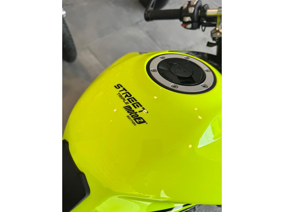  Triumph Street Triple 765 MOTO2 Édition Limitée n°130/765 – Disponible immédiatement