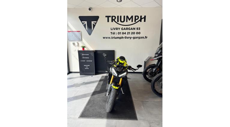 TRIUMPH STREET TRIPLE 795 MOTO 2