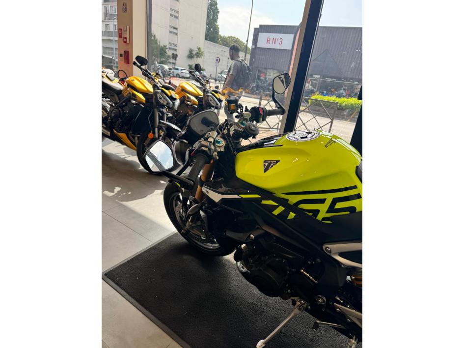  Triumph Street Triple 765 MOTO2 Édition Limitée n°130/765 – Disponible immédiatement