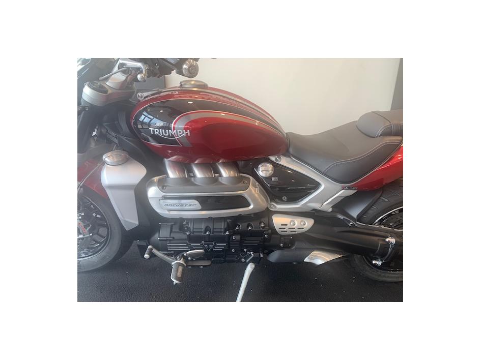 TRIUMPH ROCKET 3 GT