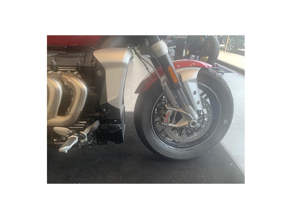 TRIUMPH ROCKET 3 GT
