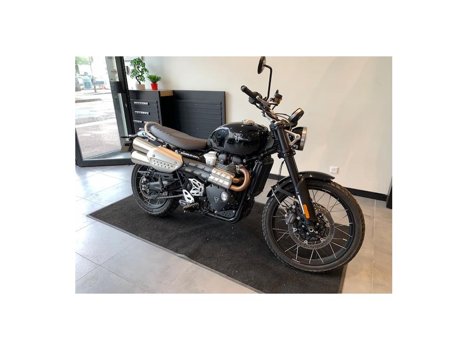 TRIUMPH SCRAMBLER 1200 XE
