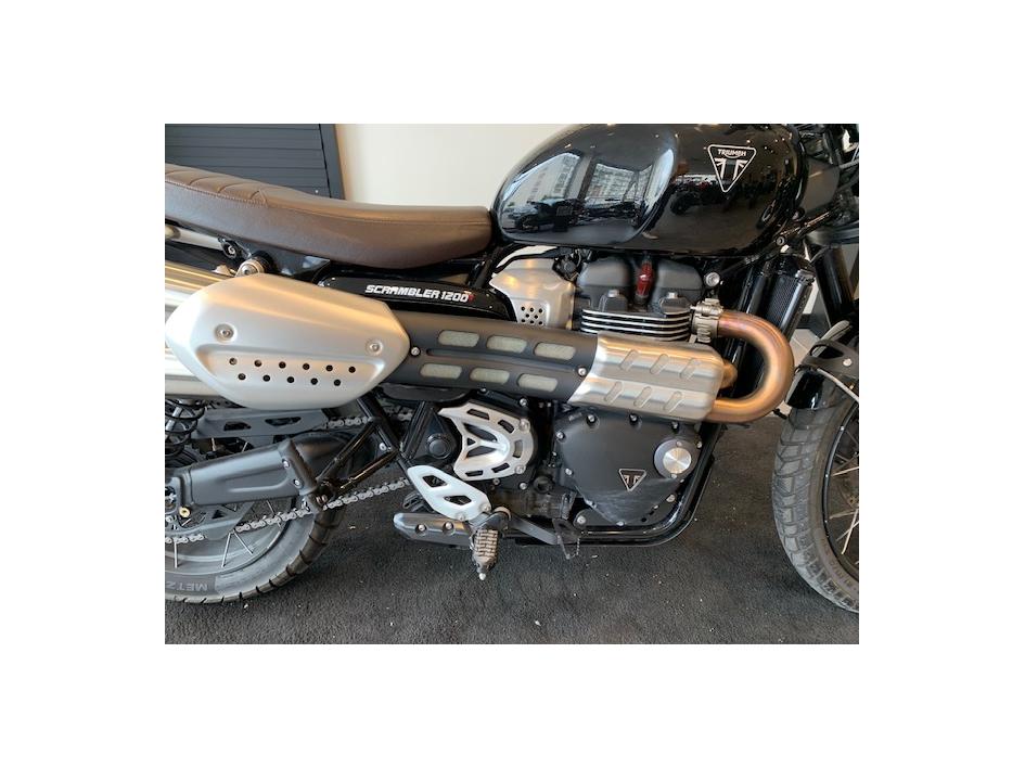 TRIUMPH SCRAMBLER 1200 XE