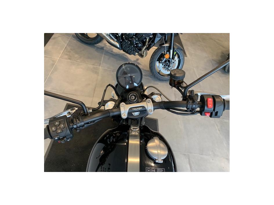 TRIUMPH SCRAMBLER 1200 XE