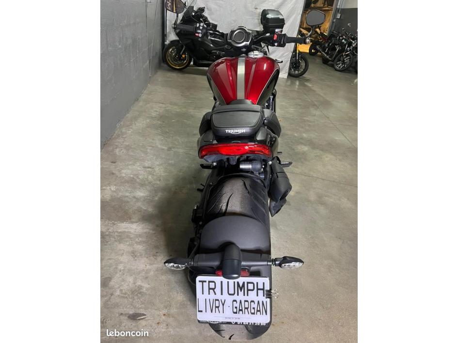 TRIUMPH Rocket 3 GT Storm