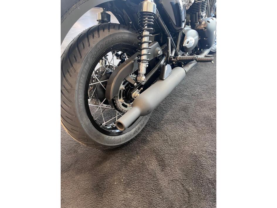 TRIUMPH BONNEVILLE T120