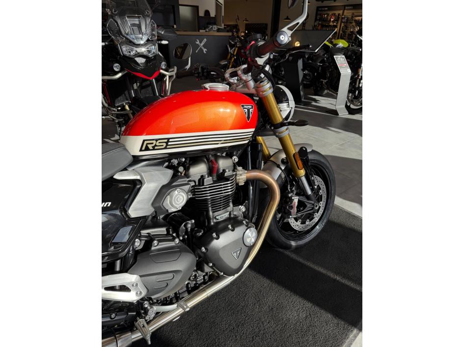 Triumph Speed Twin 1200 RS – Matt Baja Orange – 2025 – 1ère main